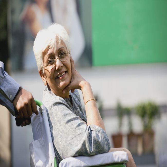 De ouderenzorg voor alle ouderen in Nederland komt in de knel 